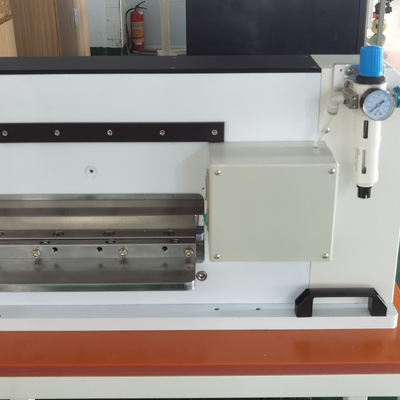 2KW AC380V PCB Depaneling Machine With High Cutting Precision / High Positioning Accuracy